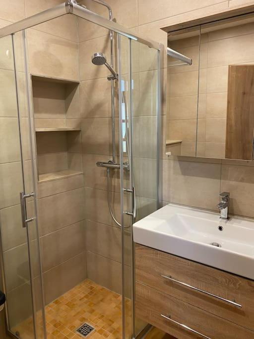 Ferienwohnung Auf Dem Gutshof Renz Weissenfels Bagian luar foto